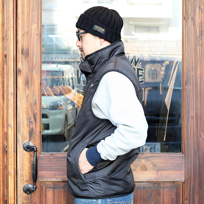 TROPHY CLOTHING/トロフィークロージング 「2Face Mountain Vest」 　リバーシブルフリースベスト